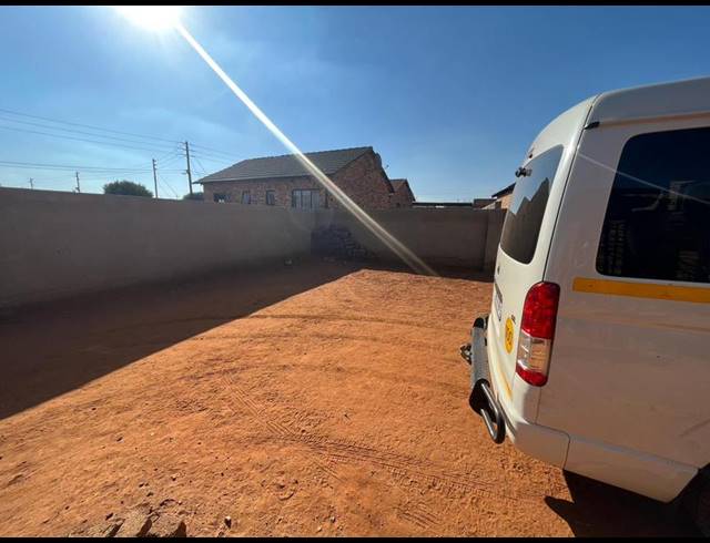 2 BEDROOM HOUSE FOR SALE IN PROTEA GLEN EXT